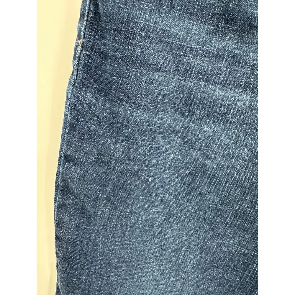 Levi's Women 31 Dark Indigo Moon Blue Denim Bermuda Shorts Cotton Blend DK23